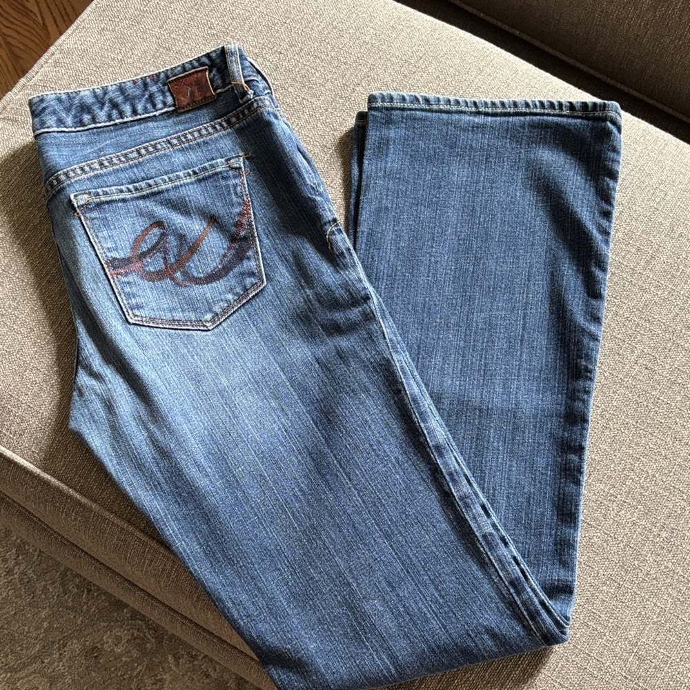 Express X2 Stylish Blue Denim Jeans. Sz 8Long